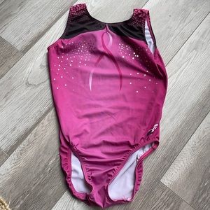 Gymnastics leotard